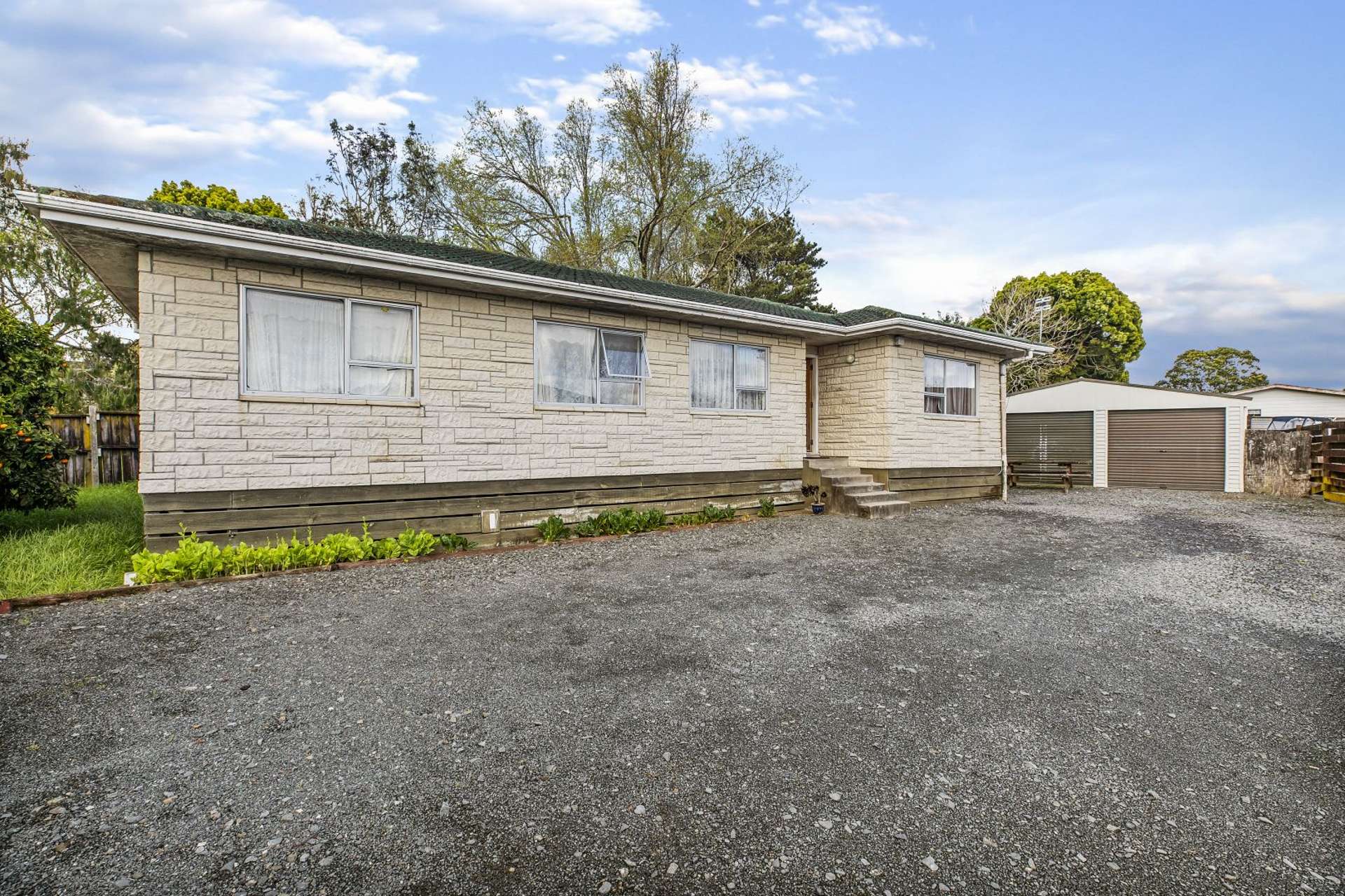 321 Roscommon Road Clendon Park_0