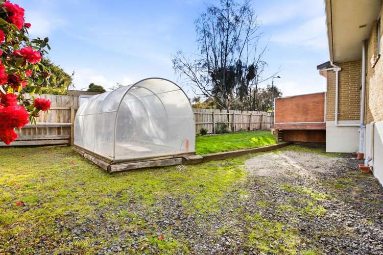 42 Howorth Road Fairfield_16