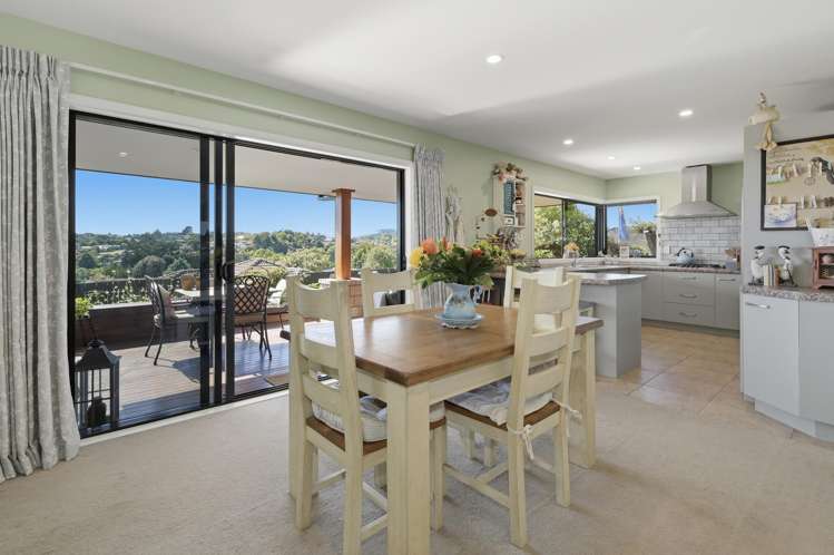 14 Waipuna Grove Welcome Bay_11