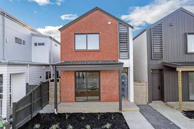 14 Yellow Pear Lane Karaka_1