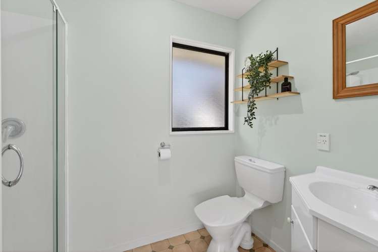 8 Oldham Place Darfield_12