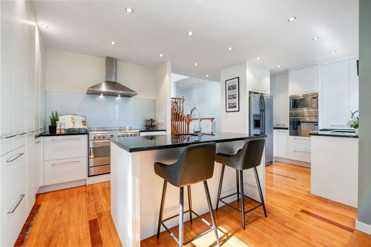 21 Korotaha Terrace Rothesay Bay_6