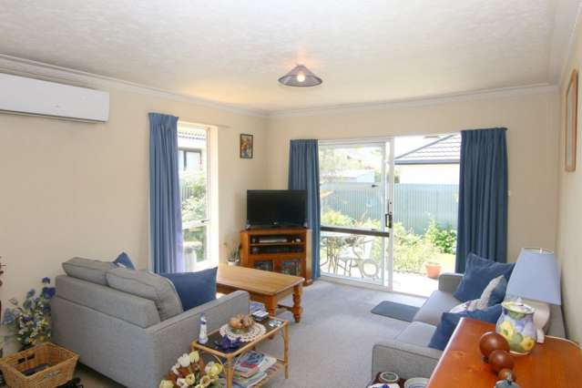 18A Sawtell Place Northcote_2