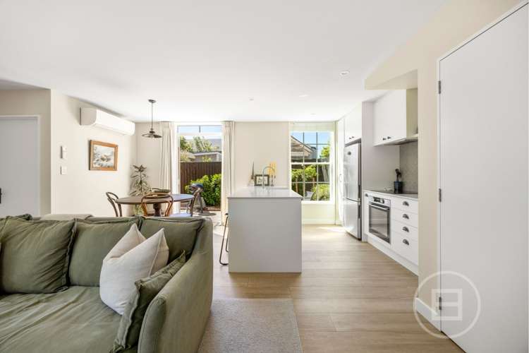 3/196 Geraldine Street Edgeware_4