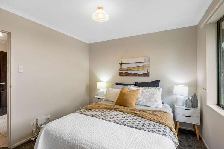 17 Devon Crescent Darfield_10