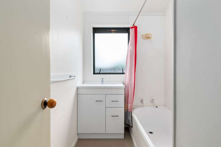 417a Dey Street Hamilton East_10