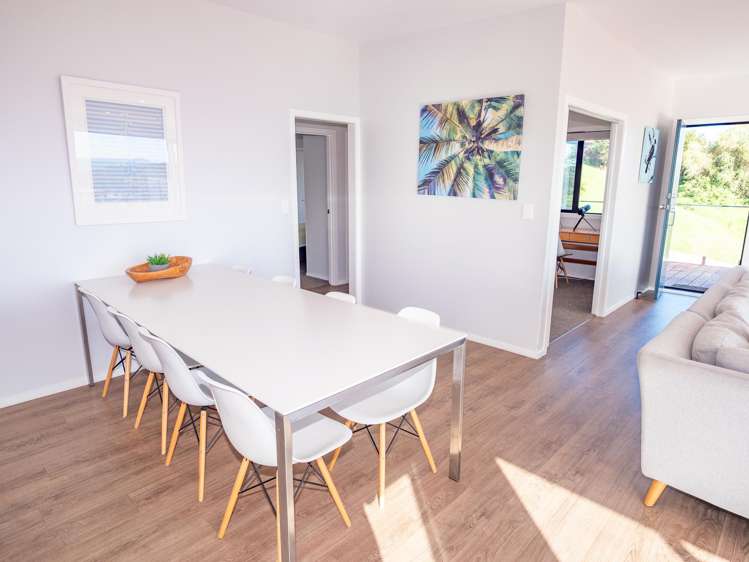 7 Dudley Crescent Cable Bay_10