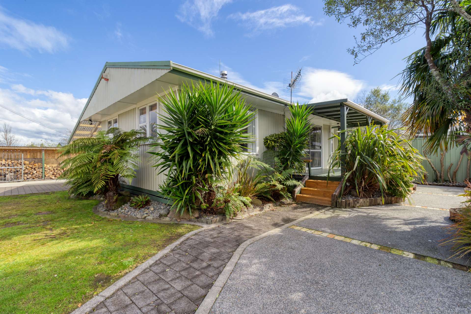 21a Charles Road Hannahs Bay_0