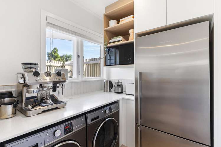 6 Japonica Drive Beach Haven_12