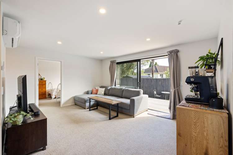 2/19 Tensing Place Sockburn_8