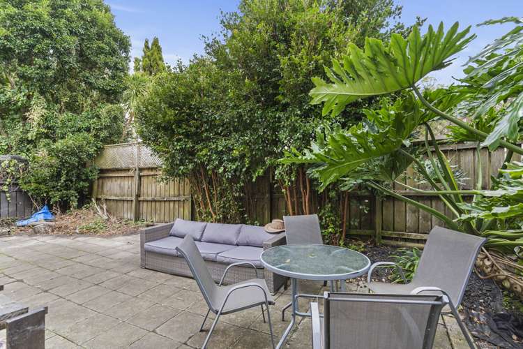 2/56 Fourth Avenue Kingsland_9