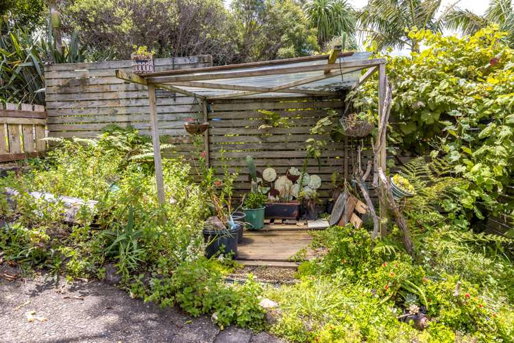 8 Wellington Road Surfdale_16