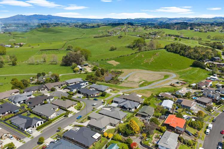 20 Carlingford Rise Dinsdale_23
