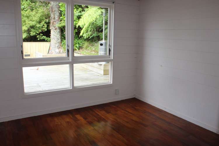 230 Atkinson Road Titirangi_11
