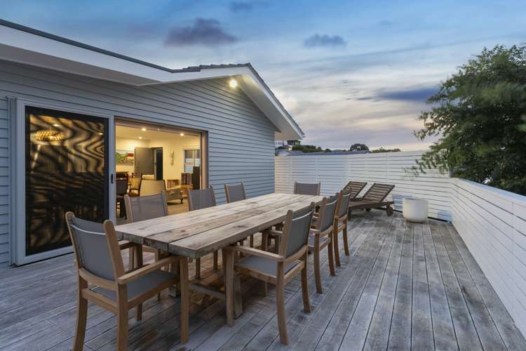 82 Taylor Road Mangere Bridge_13