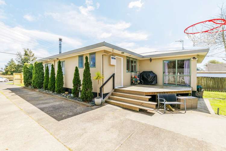 44 Woodglen Road Glen Eden_5