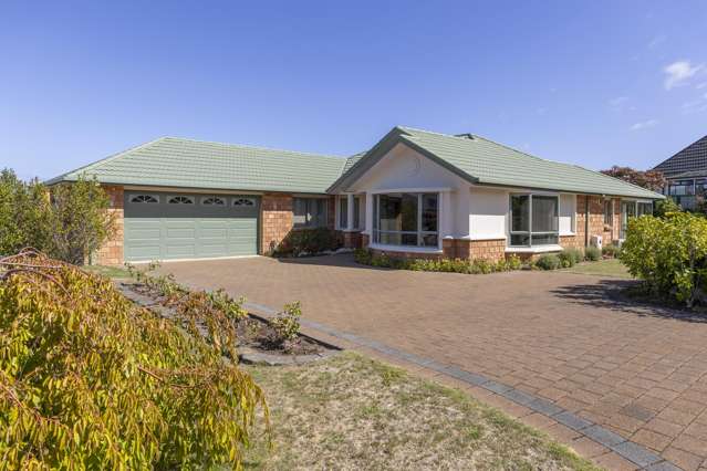 8 Belvedere Grove Rangatira Park_1