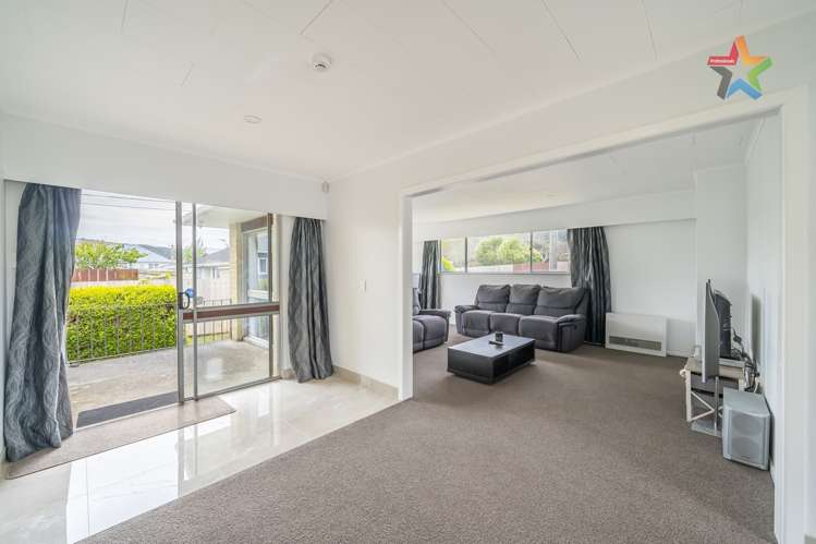 11a Foster Street Taita_3