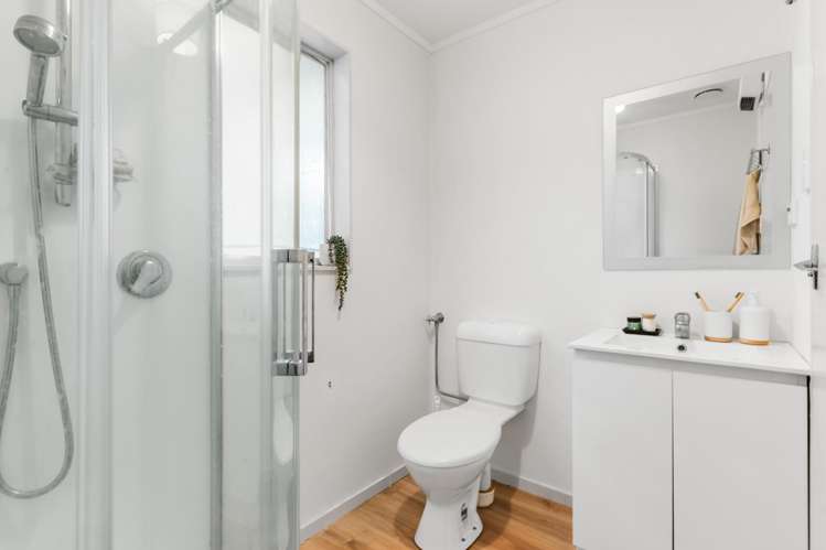 39 Colchester Crescent Newlands_6