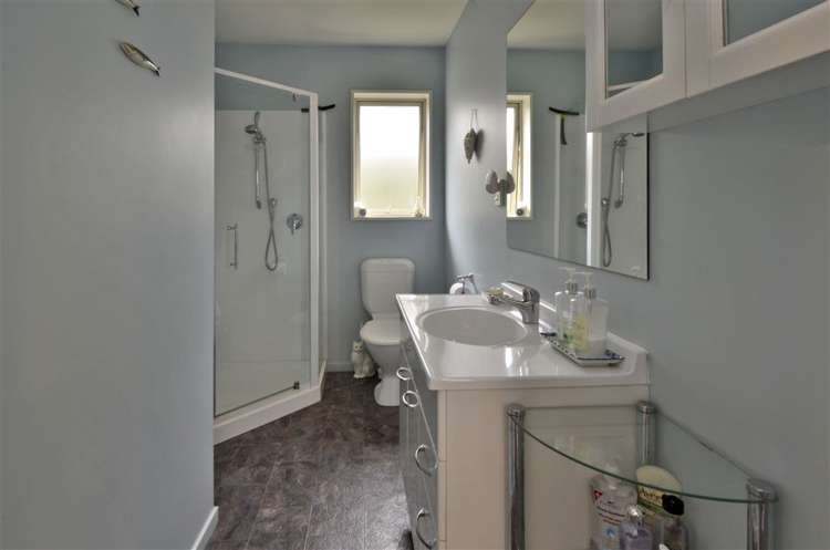 4/446 Ferry Road Woolston_6