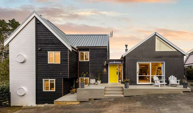 Architectural Elegance Meets Family Comfort!