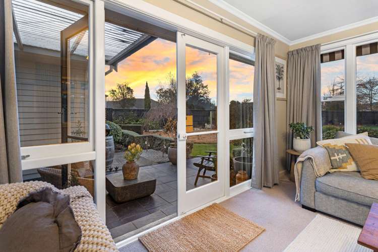 2 Church Street Amberley_15