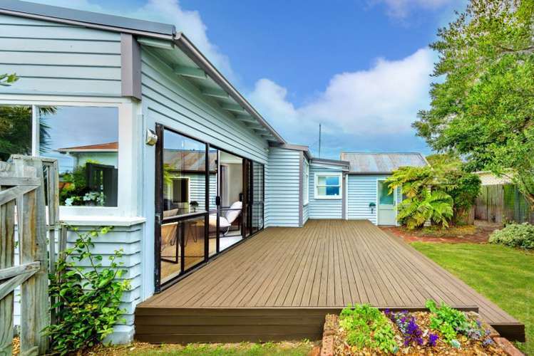 1/32 Radley Street Woolston_12