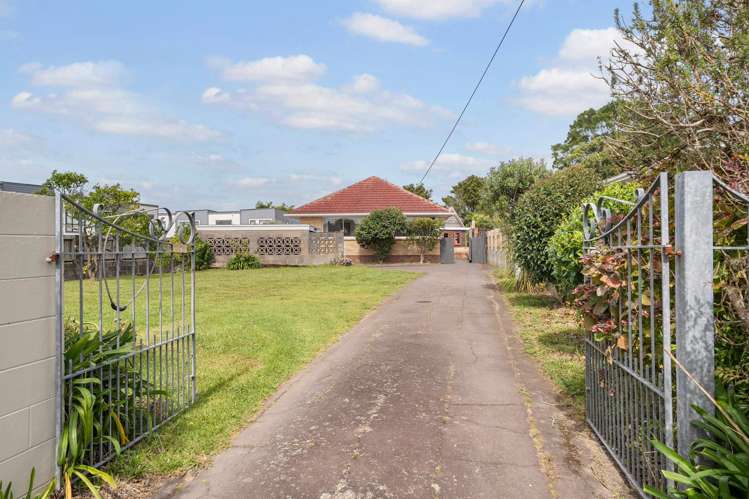 186 Rangatira Road Beach Haven_22