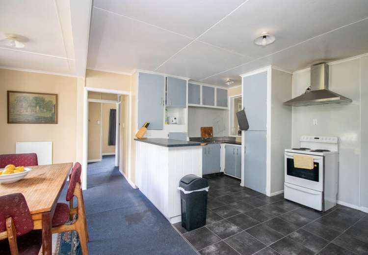 2 Miller Avenue Paeroa_11