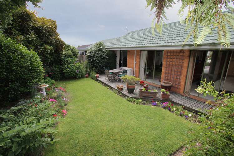2/65a Hamilton Avenue_0
