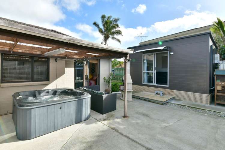 17 The Rise Gulf Harbour_24