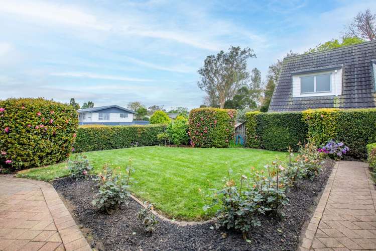 14 Sandalwood Drive Dinsdale_1