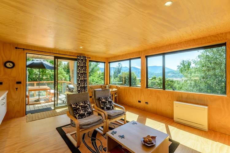 13b Beach Place Havelock_15