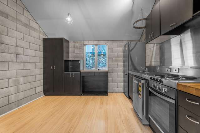 33K Charlotte Street 10021_3