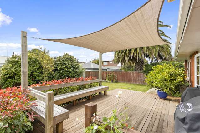 2/8 Nanette Street Upper Riccarton_1