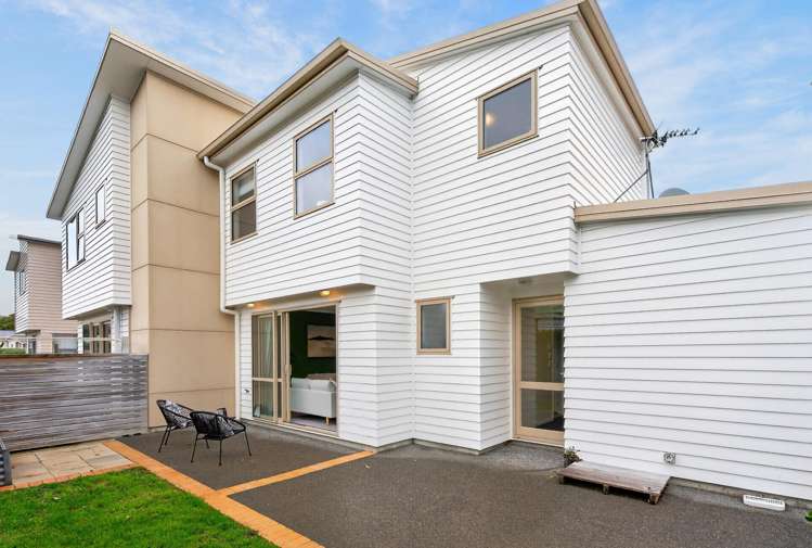 5 Latimer Way Petone_20