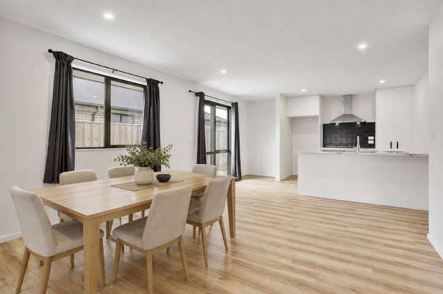 24 Mehrtens Crescent Woodend_1