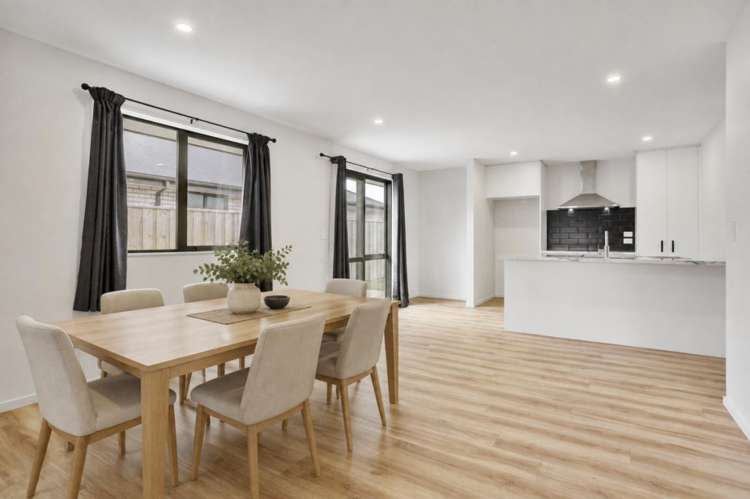 24 Mehrtens Crescent Woodend_1