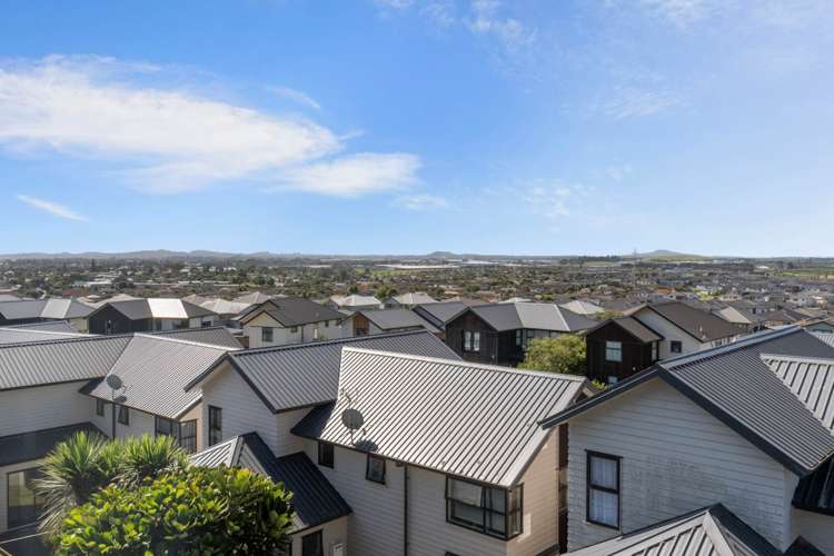 92 Arrowsmith Drive Flat Bush_14