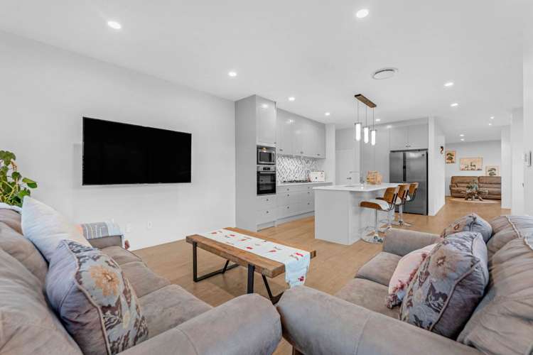 25 Cooladawson Drive Flat Bush_22