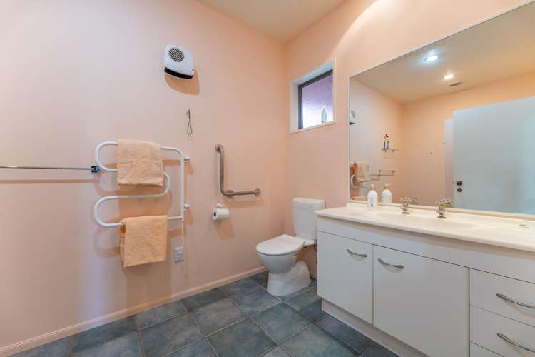 243 Pages Road Gleniti_8