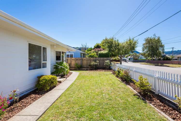 15 Sandford Street Trentham_18