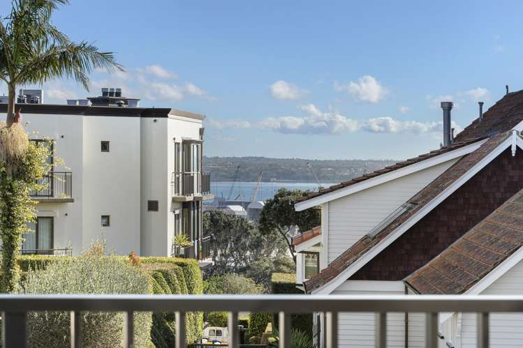 39D St Stephens Avenue Parnell_15