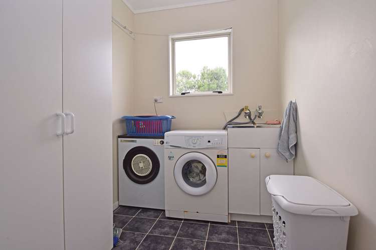 375 Pah Hill Road Wharehine_8