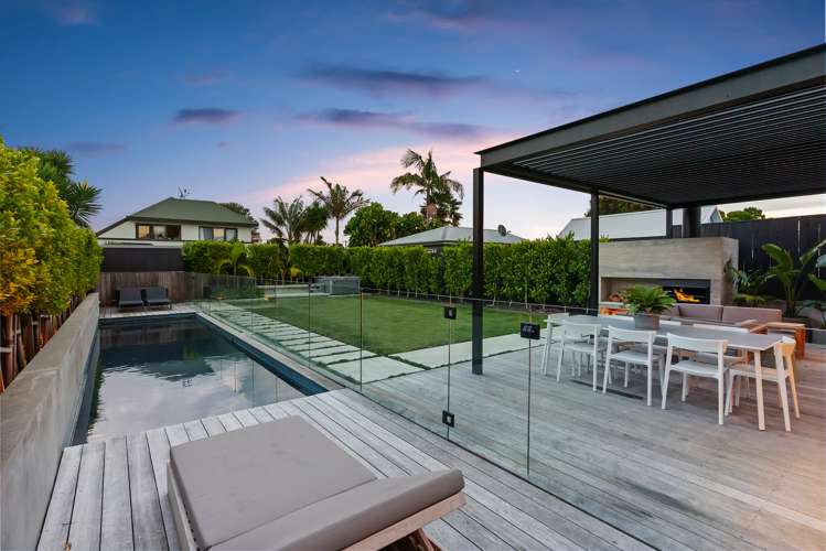 16 Pelham Avenue Point Chevalier_1