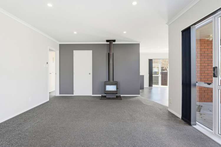 42 Caroline Drive Feilding_3