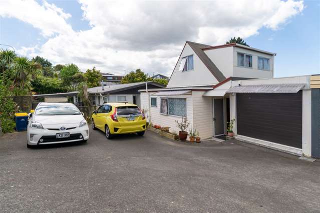 1/597 Glenfield Road Totara Vale_3