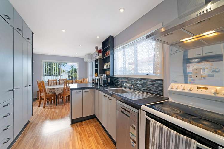 4 Seakens Way Glen Eden_4
