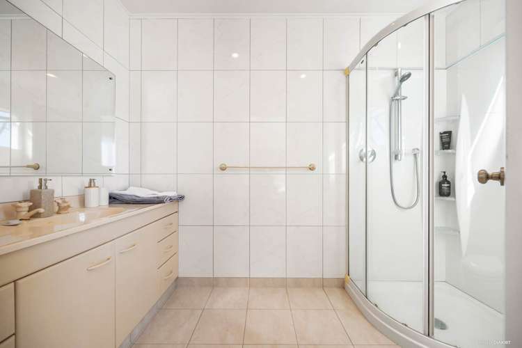 58 Galloway Crescent Farm Cove_26