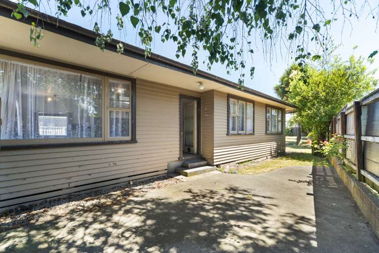 8 Waitahanui Avenue Taupo_11